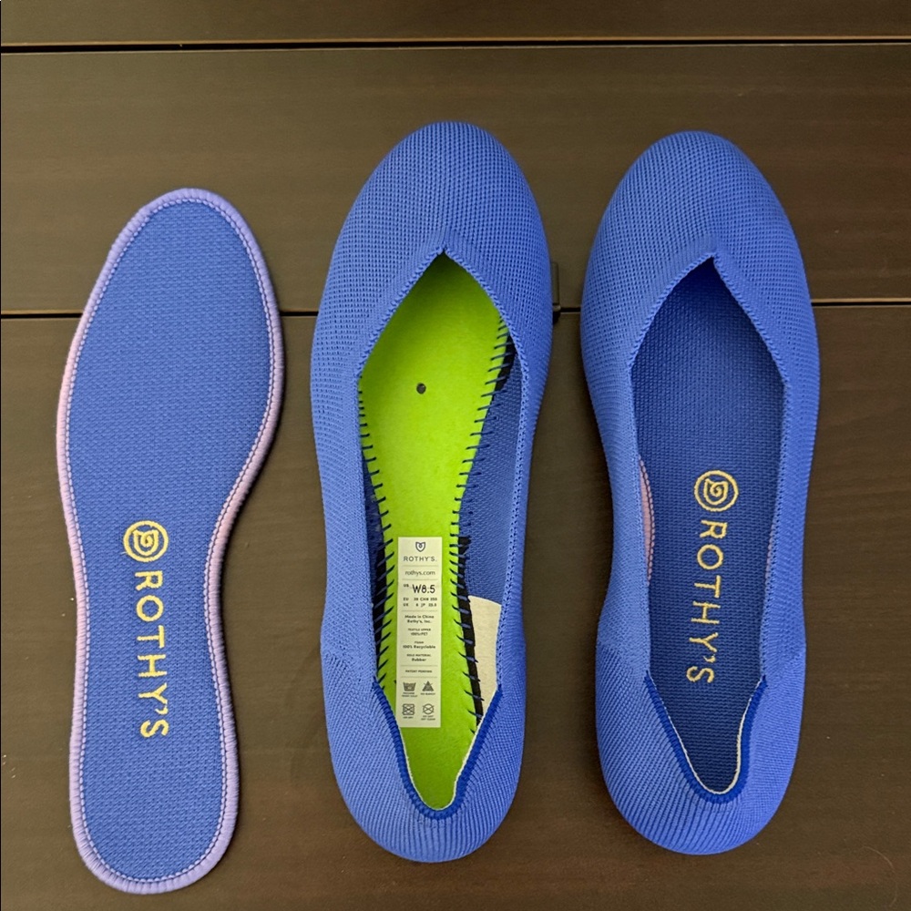 Almost NEW Rothy's Cornflower Women's Flats